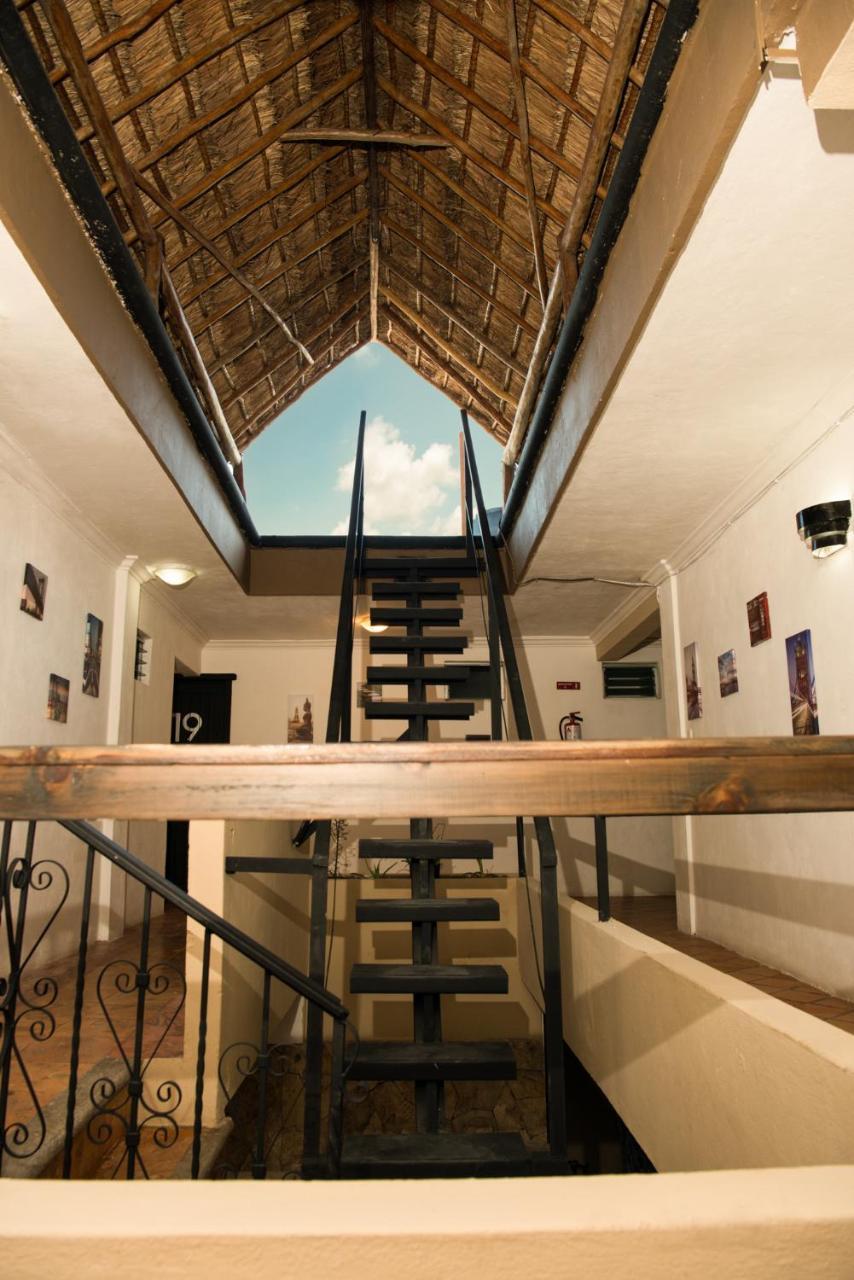 Deja Hostel Плайя-дель-Кармен Екстер'єр фото